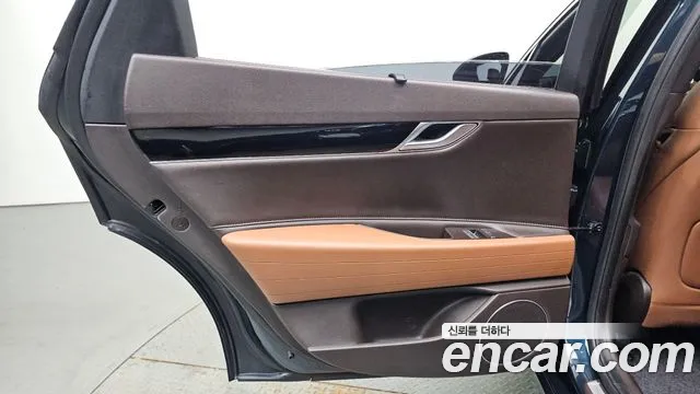 Genesis G80 RG3 — Фото автомобиля 14