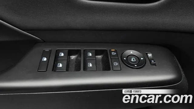 Hyundai Kona Kona (SX2) Бензин 1.6 турбо 2WD — Фото автомобиля 28