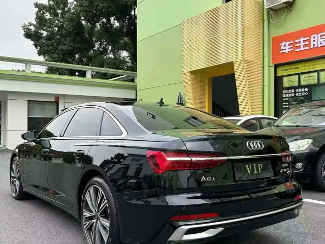 Audi A6L — Фото автомобиля 7