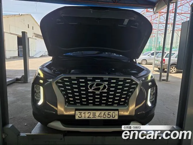 Hyundai Palisade Palisade Дизель 2.2 2WD — Фото автомобиля 2