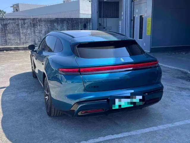 Shangjie Z7T — Фото автомобиля 3