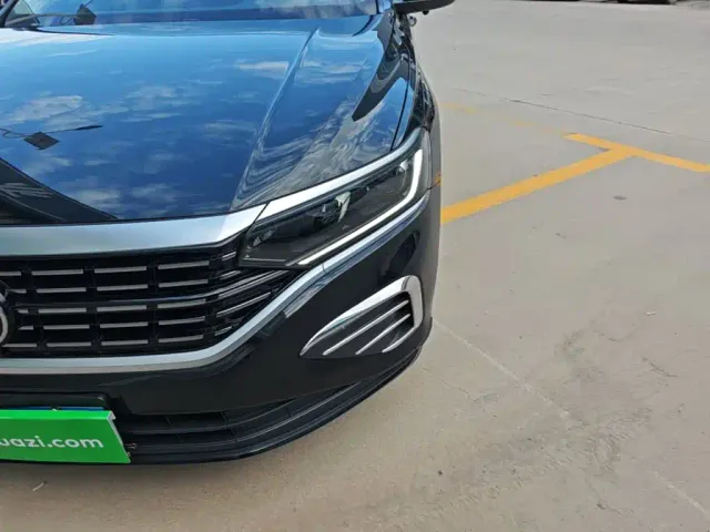 Volkswagen Passat — Фото автомобиля 23