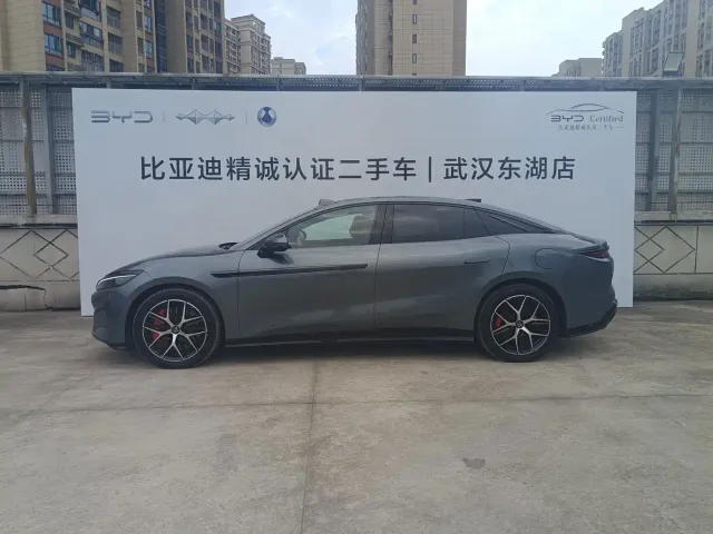 BYD Han L — Фото автомобиля 4
