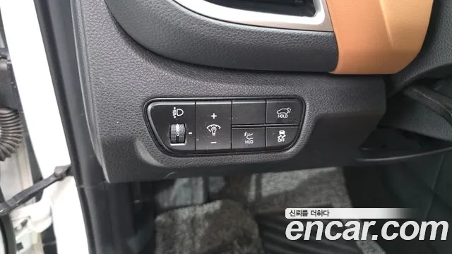 Kia Seltos New — Фото автомобиля 19