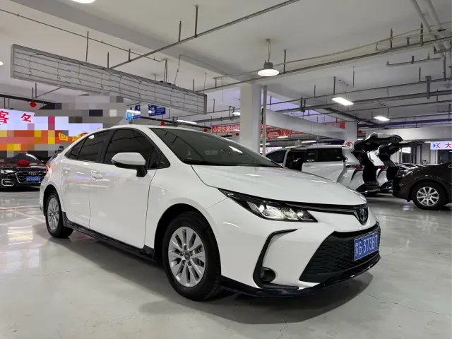 Toyota Corolla — Фото автомобиля 3