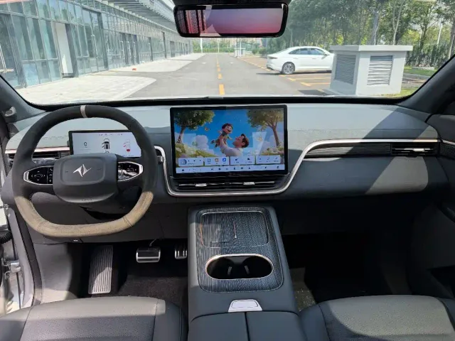 Dongfeng eπ 008 — Фото автомобиля 8