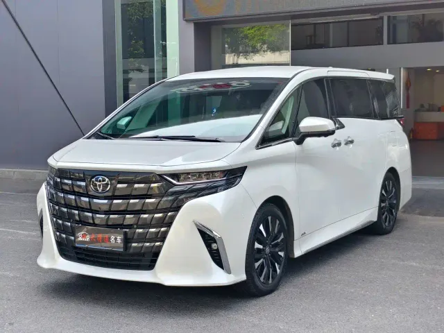 Фотография автомобиля — Toyota Alphard