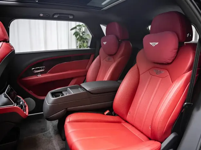 Bentley Bentayga — Фото автомобиля 14