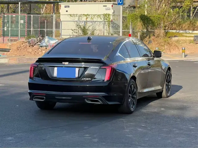 Cadillac CT5 — Фото автомобиля 3