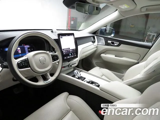 Volvo XC60 2nd Gen — Фото автомобиля 7