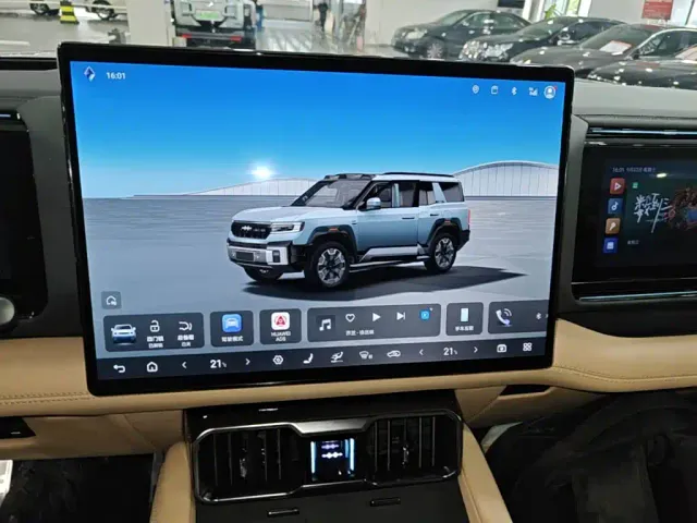 BYD FangChengBao Leopard 8 — Фото автомобиля 12