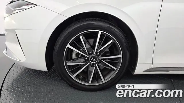 Hyundai Grandeur New — Фото автомобиля 5
