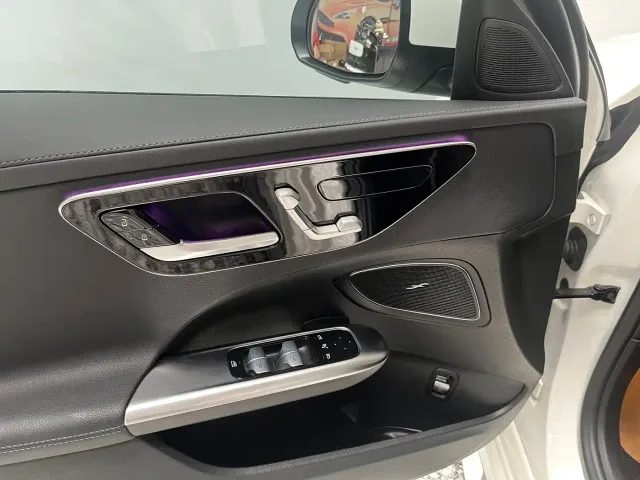 Mercedes-Benz C-Class — Фото автомобиля 6