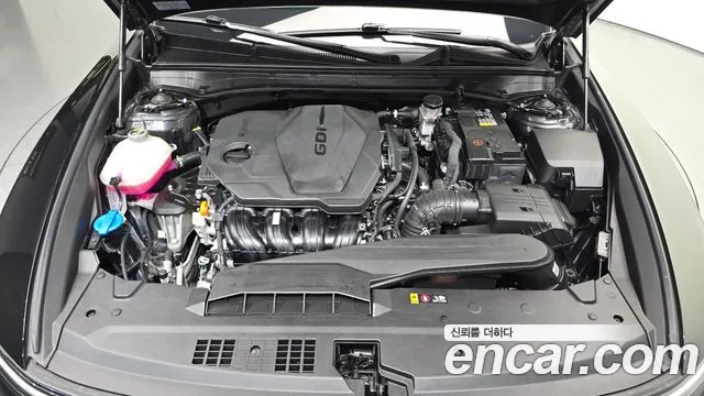 Hyundai Grandeur Grandeur (GN7) 2.5 Бензин 2WD — Фото автомобиля 6