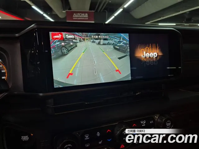 Jeep Wrangler JL — Фото автомобиля 13