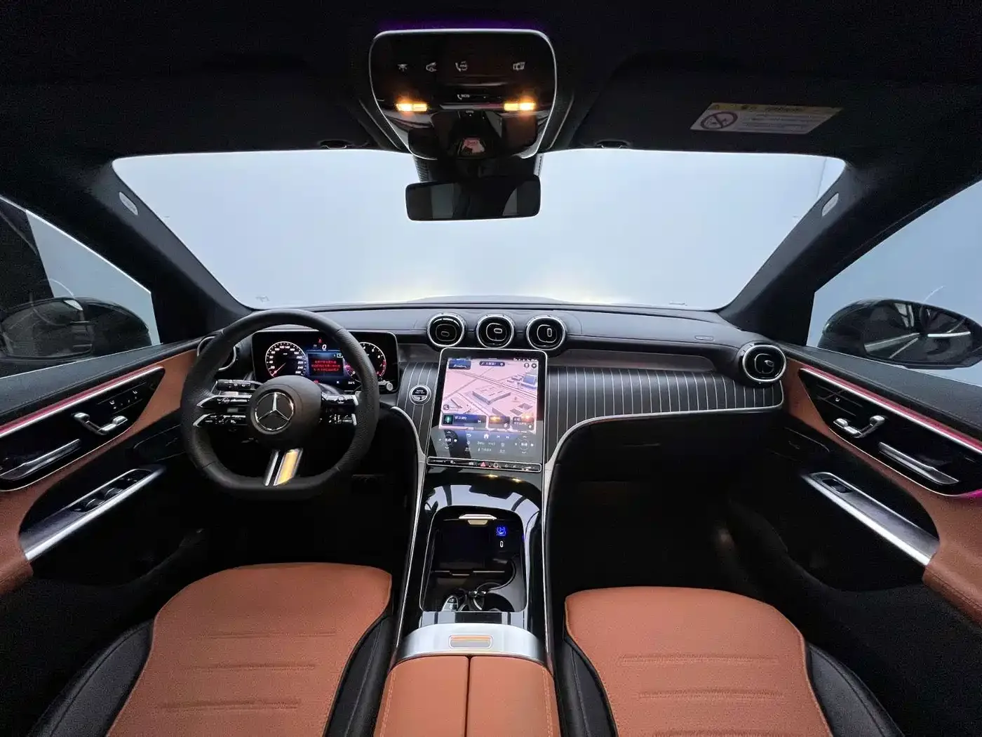 Mercedes-Benz Mercedes-Benz GLC 2023 GLC 300 L 4MATIC Sport 5-Seater — Фото автомобиля 8
