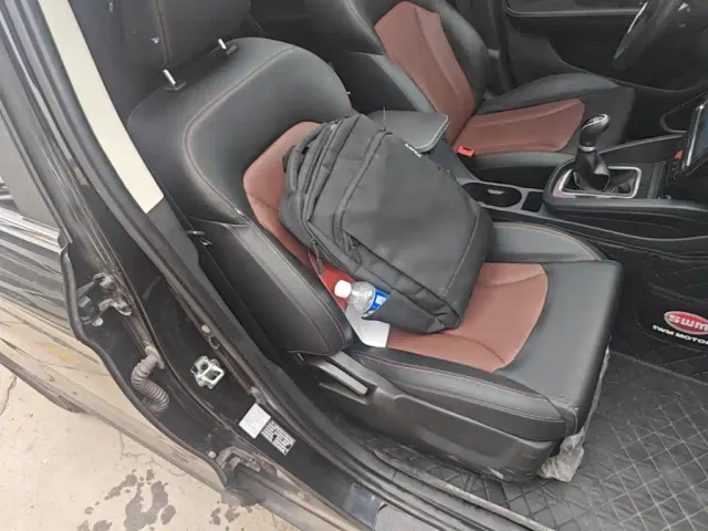 SWM Motor SWM X7 — Фото автомобиля 24