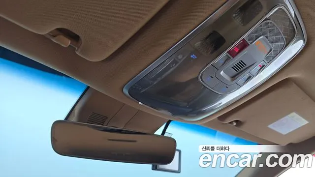 Genesis GV80 — Фото автомобиля 25
