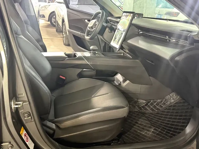Changan Lamore — Фото автомобиля 7