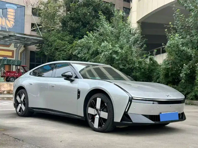 Xpeng P7 — Фото автомобиля 3