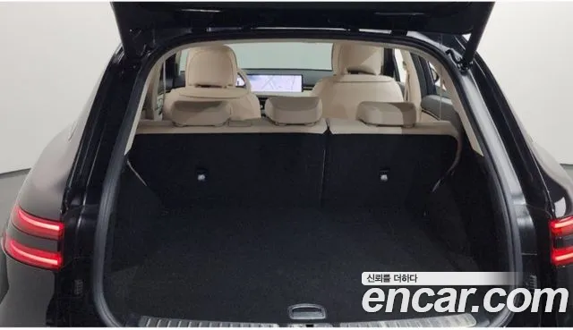 Genesis GV70 2.5T Бензин 2WD — Фото автомобиля 16