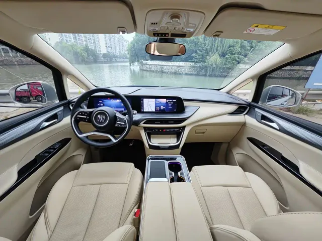 Buick Buick GL8 New Energy 2025 Land Honor Premium Edition 7-Seater — Фото автомобиля 5