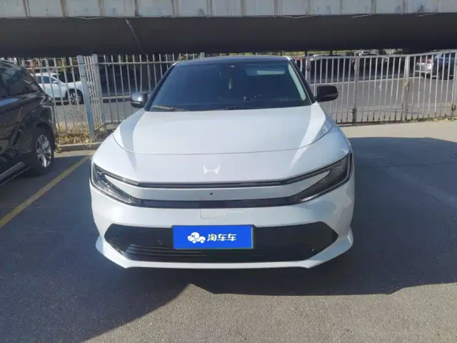 Honda GAC Honda P7 2025 RWD Long Range Pro — Фото автомобиля 2