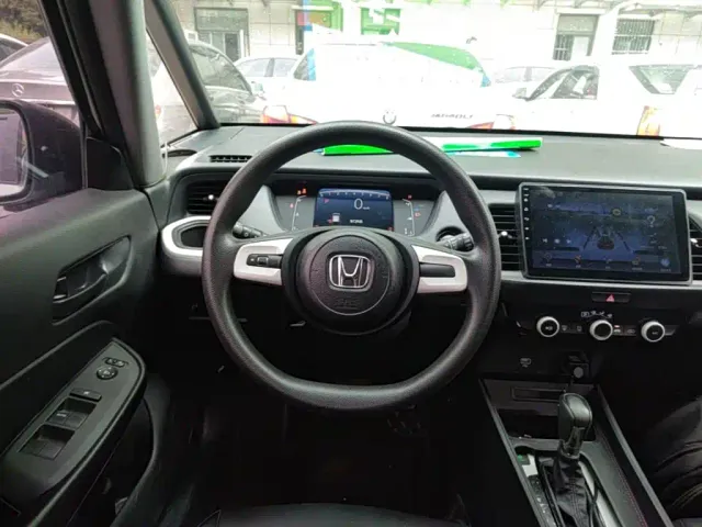 Honda Fit — Фото автомобиля 10