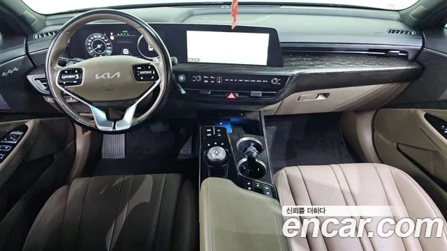 Kia K8 — Фото автомобиля 10