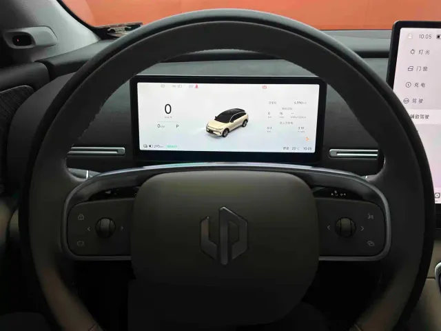 Leapmotor C11 — Фото автомобиля 10