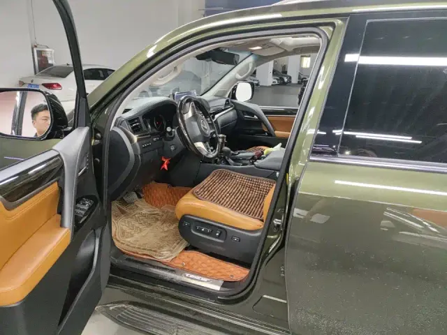 Lexus LX — Фото автомобиля 8