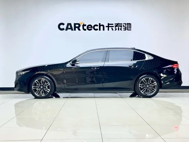 BMW 5 Series — Фото автомобиля 6