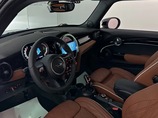MINI Hatch — Фото автомобиля 7