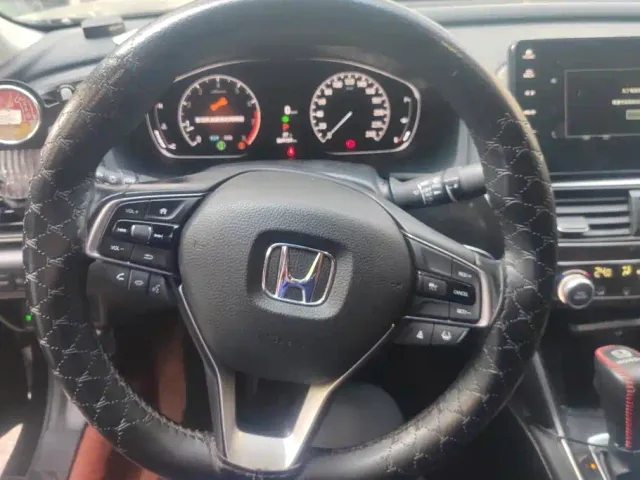 Honda Accord — Фото автомобиля 15