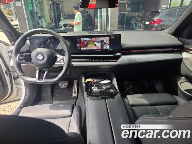 BMW 5-Series — Фото автомобиля 7