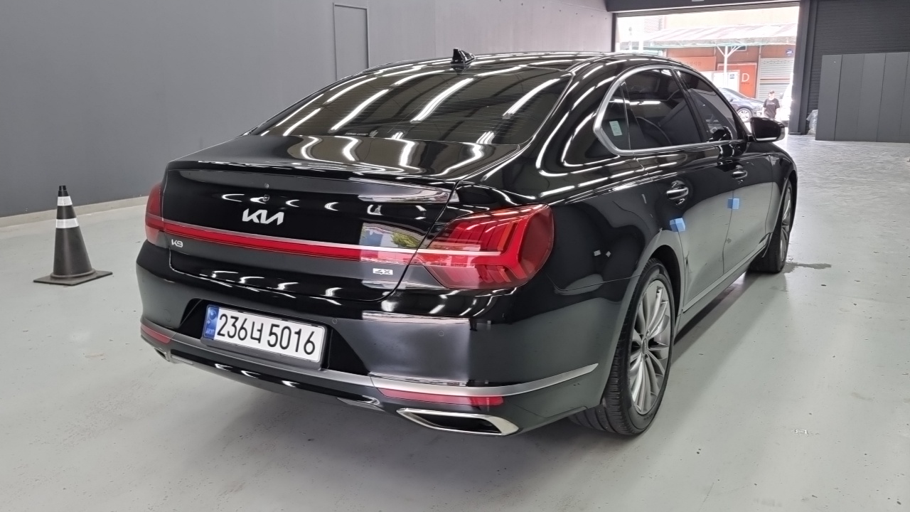 Kia K9 The New K9 2-е поколение — Фото автомобиля 2