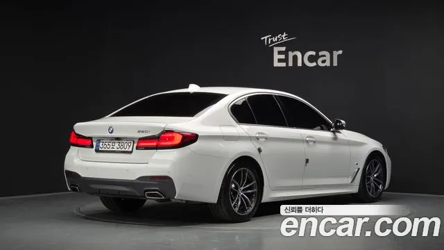 BMW 5 Series G30 — Фото автомобиля 2