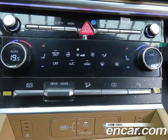 Hyundai Santa Fe MX5 — Фото автомобиля 11
