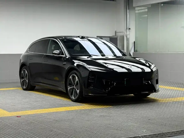 Nio ET5 Touring — Фото автомобиля 4