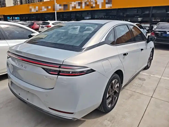 GAC Aion S Plus — Фото автомобиля 4