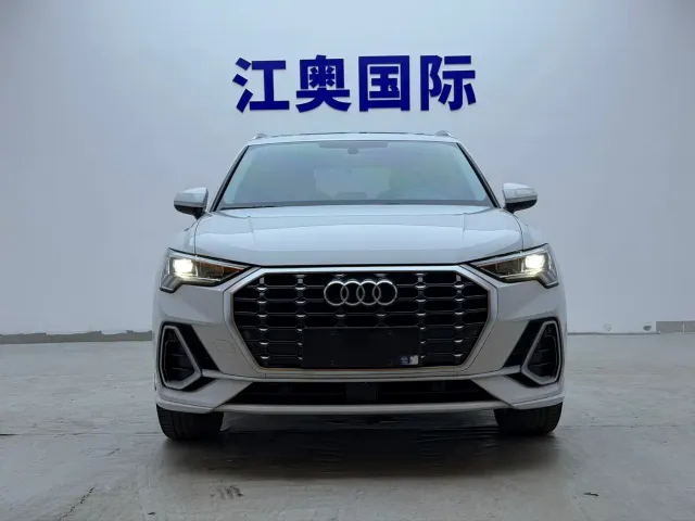 Audi Q3 — Фото автомобиля 2