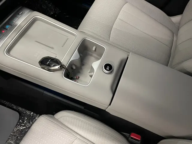 BYD FangChengBao Titanium 7 — Фото автомобиля 12