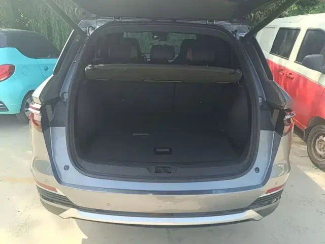 BYD Song Pro — Фото автомобиля 18