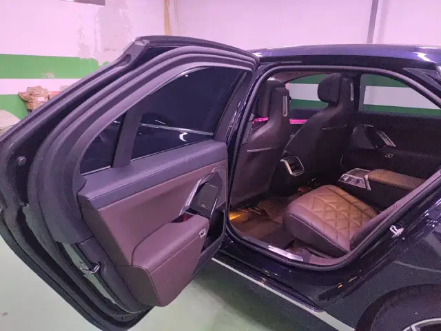 BMW 7 Series — Фото автомобиля 5