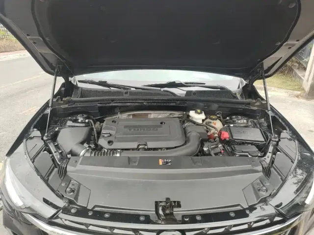 Buick Envision Plus — Фото автомобиля 16