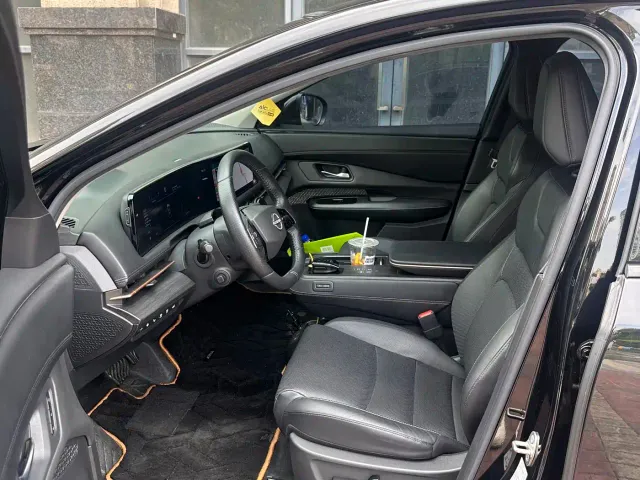 Nissan Ariya — Фото автомобиля 8