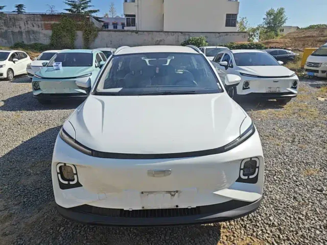 Geely Geometry E Firefly — Фото автомобиля 2
