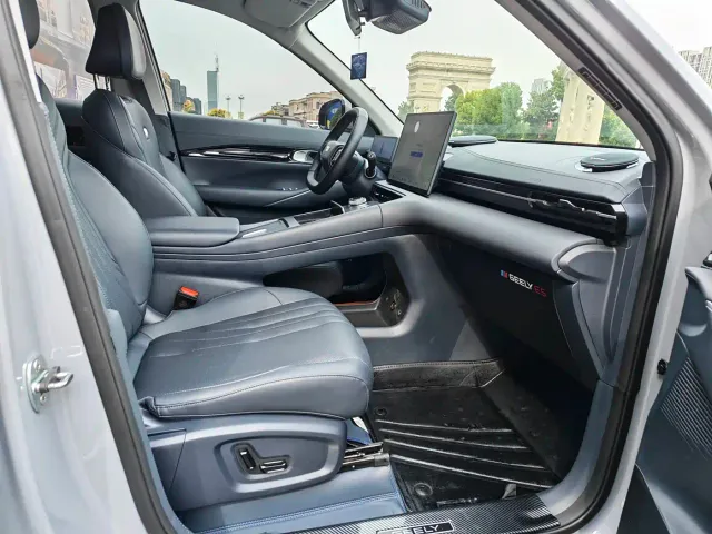 Geely Galaxy E5 — Фото автомобиля 5