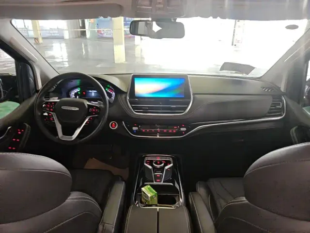 Maxus G20 — Фото автомобиля 9