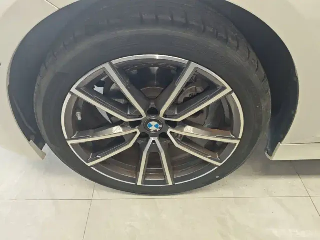 BMW 3 Series — Фото автомобиля 22